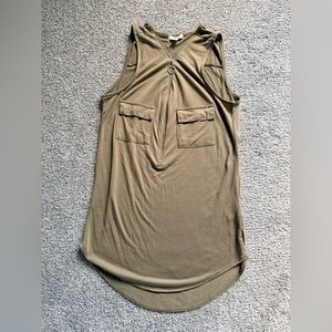 2 for 1 price Ardene Khaki and Black Tank Tops with Zipper and Pockets